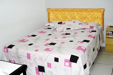 03cama.jpg, 52kB
